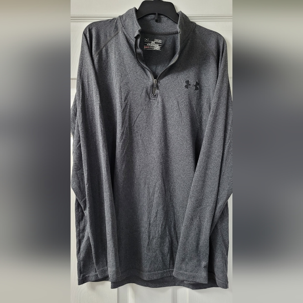 Men's Under Armour 1/4 Zip Long sleeve Size M Heather Gray